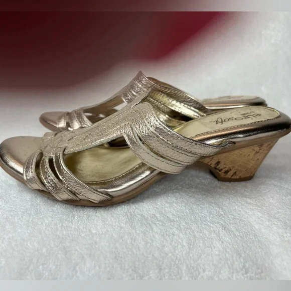 Euro Soft.  Gold Cushioned comfort - Picture 2 of 4